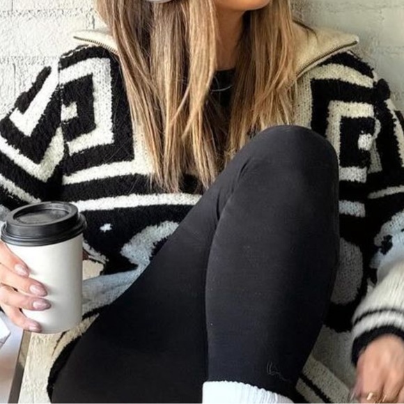 RUE STIIC SWEATER - Picture 7 of 15